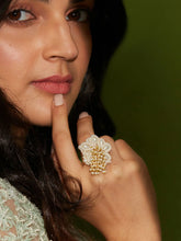 NIAMH WHITE RING - House of Doro